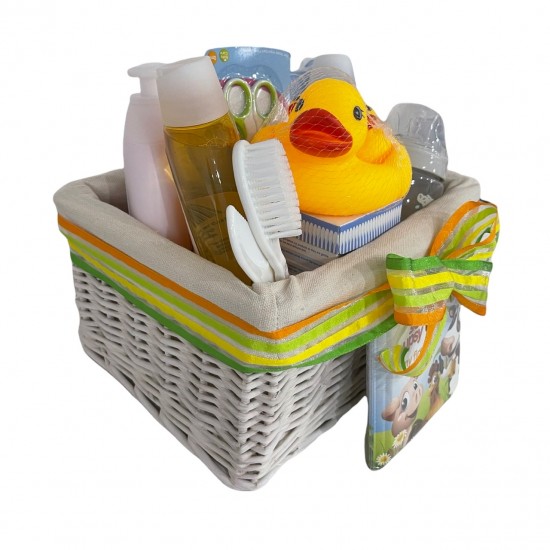 Baby Bathtime Hamper with Supersize Johnson's Products